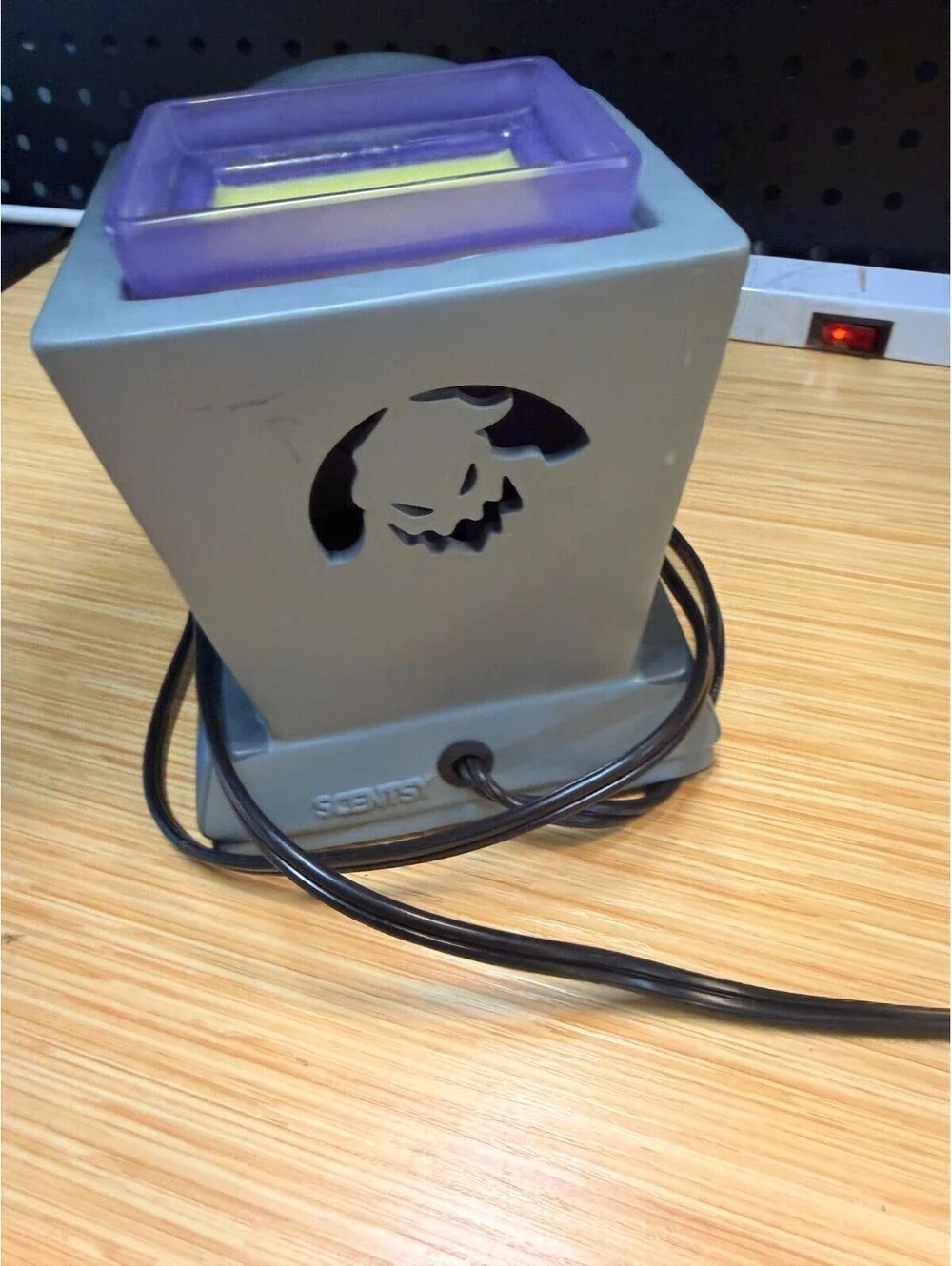 Scentsy Disney Oogie Boogie Casino Warmer Nightmare Before Christmas